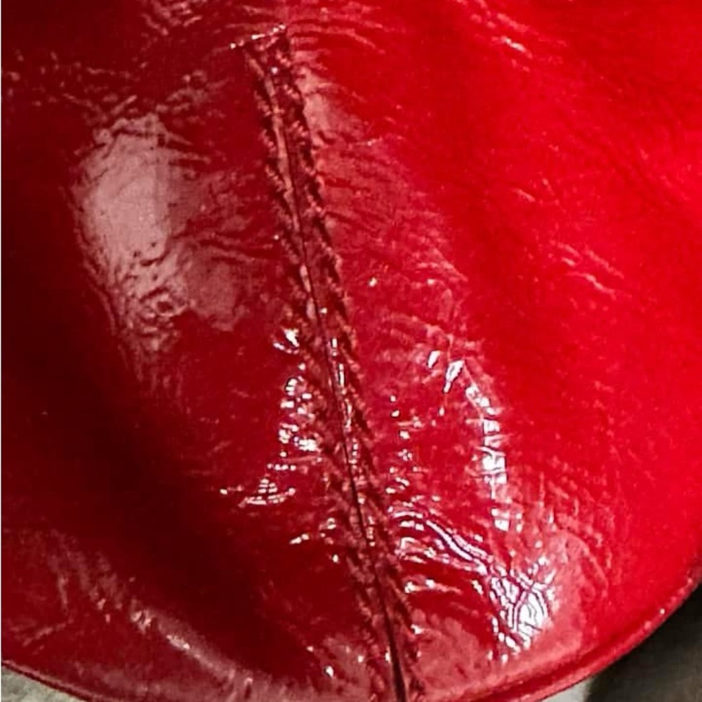 Yves Saint Laurent Red Chic Shoulder Bag - Picture 10 of 12